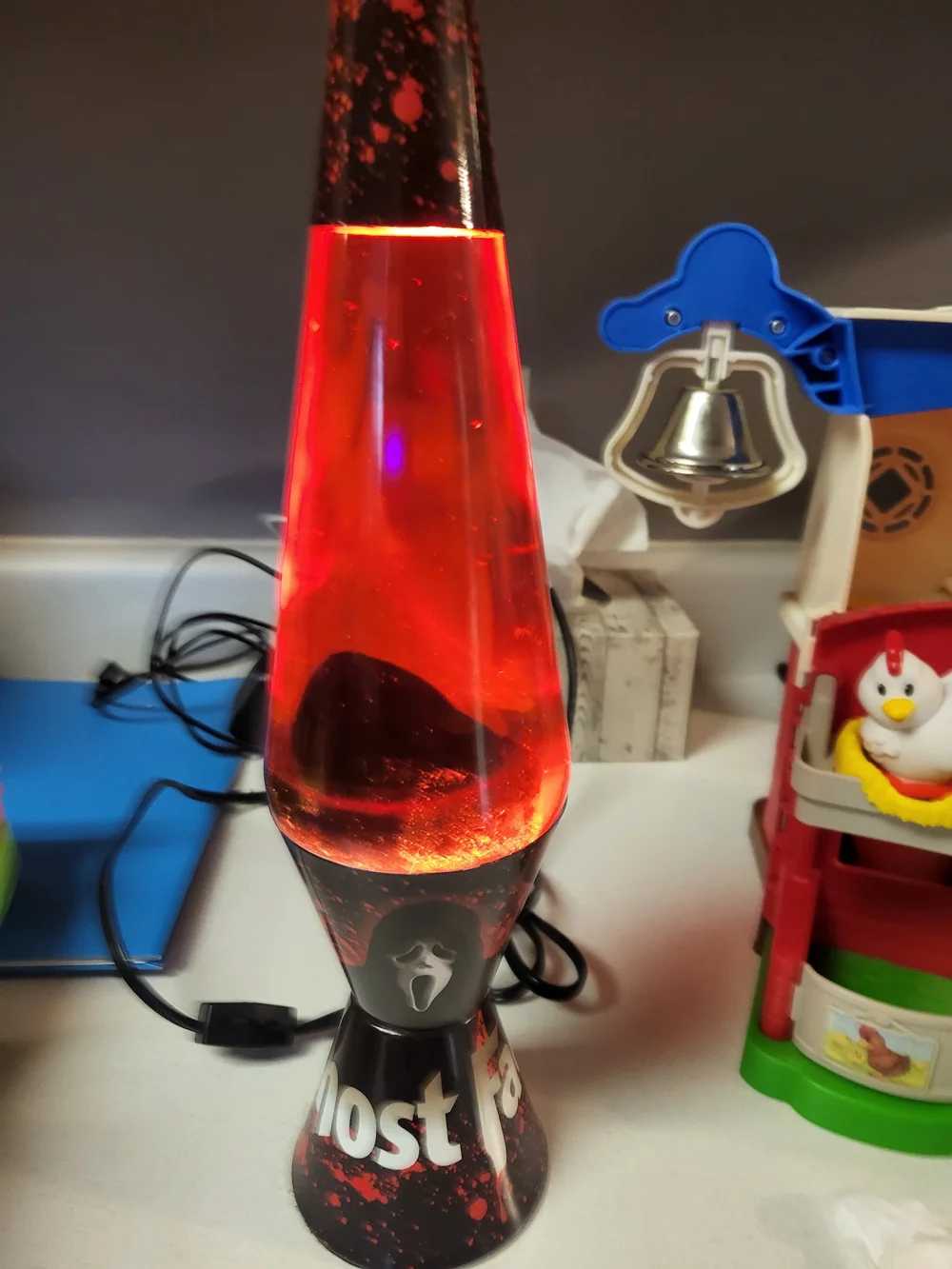 Ghost Face Scream Lava Lamp Black Wax/Red Liquid 14.5” Ghostface Horror Movie